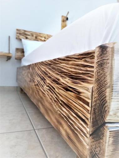 Onar Syros - Rustic Rooms