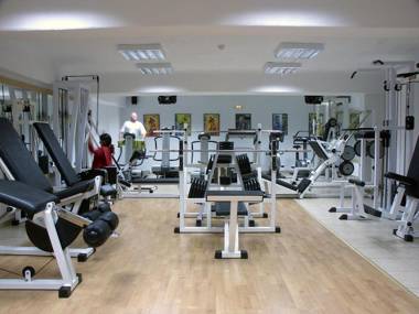 Alikes Suites & Studios