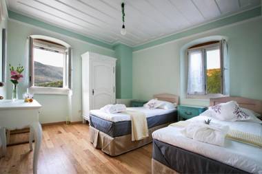 Iconic Villas - Villa Rosa