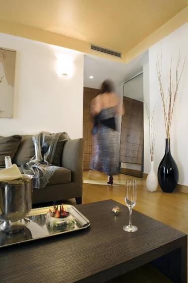 Athenaeum Eridanus Luxury Hotel