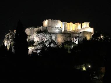 Arma Faliro Apartments