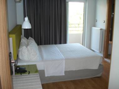 Elements Rooms & Apartments