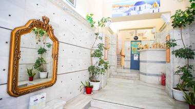 The Student & Travellers Inn