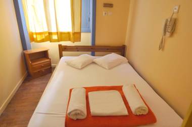 The Student & Travellers Inn