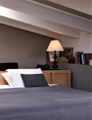 Emporikon Athens Hotel