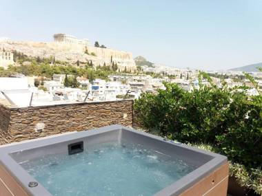 KARYATIS LUXURY MAISONETTE by K&K