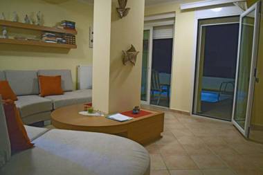 Private pool & Panorama View on Athens center Hill