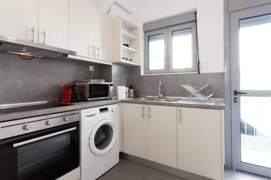 A Beautiful 5 bdr House near Acropolis