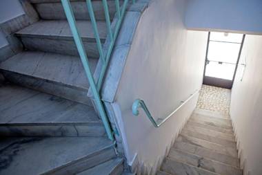 Athens Town house with 3 separate apts and roof top - EP7