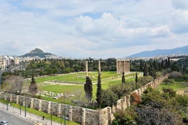 Acropolis Exclusive Residence