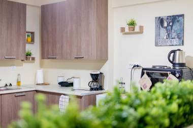 Enattica Syntagma Living