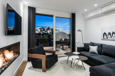 Executive 2 bdr Suite in Plaka - Acropolis view