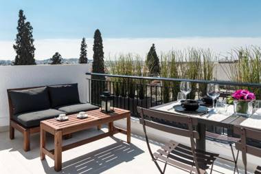 Executive 2 bdr Suite in Plaka - Acropolis view