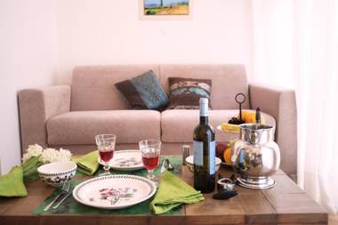 Rastoni Athens Suites near Acropolis