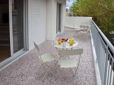 Leonidas Loft in the heart of Athens by GHH