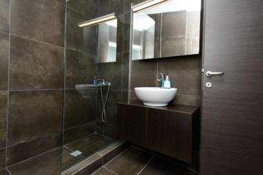 Apartment & Parking 100m Kerameikos Metro