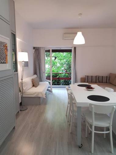 Artistic apartment next to everything