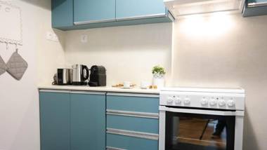 Modern Downtown Flat near the Acropolis by UPSTREET