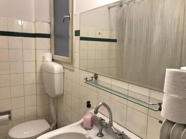 Victoria Queens Paradise Apartments