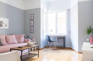 Chic and Cosy Flat in Plaka by UPSTREET