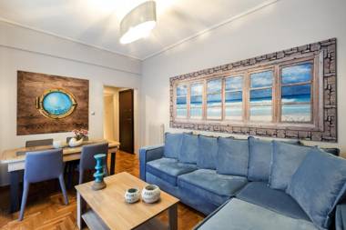 Afinestay at Acropolis