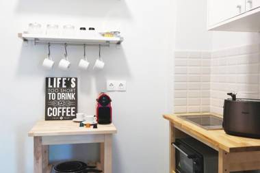 Zeus Temple view 2BD Apartment by UPSTREET