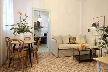 Live in Athens THISEIO Historic House