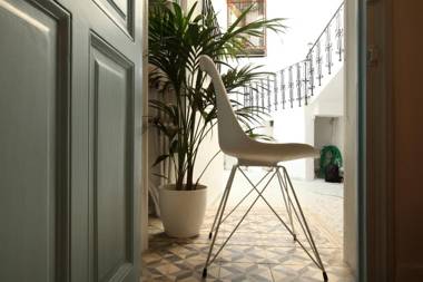 Live in Athens THISEIO Historic House