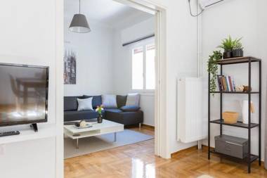 Newly Renovated 100m² Stylish Urban Flat