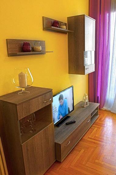 Life Houses Sweet Apartment