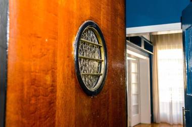 Renovated Historic Studio Overlooking Exarchia Sq