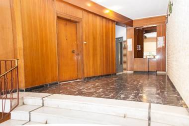 Fully Renovated Modern Beauty In Central Athens!