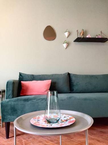 Live Life Plaka Apartments