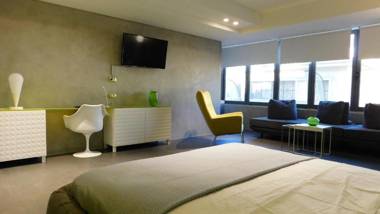 101 Adrianou Apartments