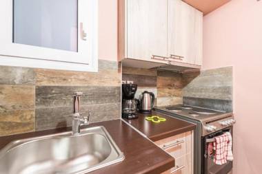 Stylish Home in Koukaki by Cloudkeys