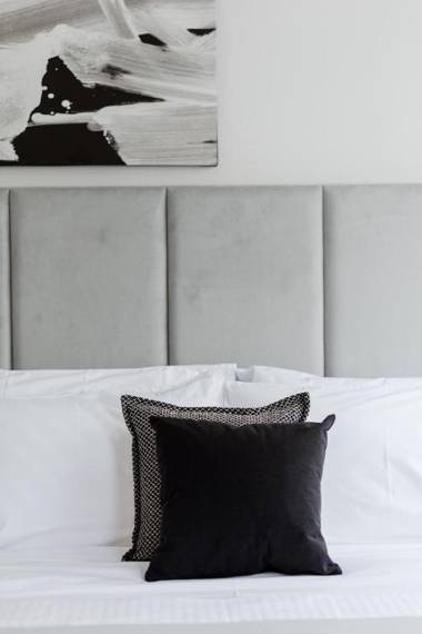 Luxury Apartments in Plaka by UPSTREET