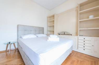 Victoria Capitan Apartments