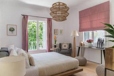 Virtue by Stylish Stays