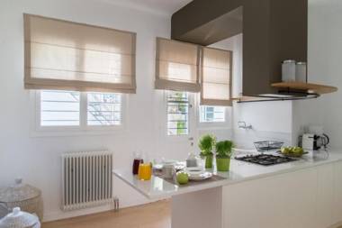 Virtue by Stylish Stays