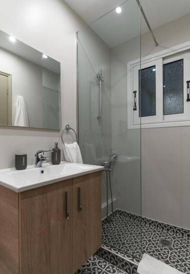 Αbsolute Athens VIII