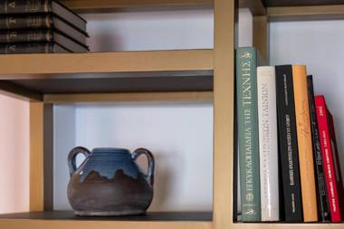 ATHENIAN YARD SUITES