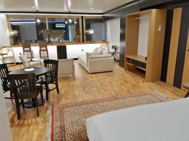 Andromeda Downtown Residence