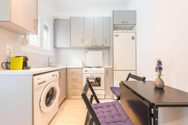 Sweet and Central apt for 2