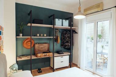 we saw athens from 1b