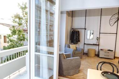 we saw athens from 3a