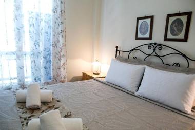 Best House Larisis Metro Athens