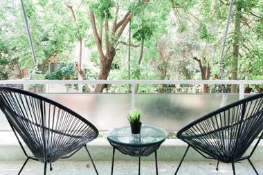 Bright 2BD Apartment in Psychiko by UPSTREET