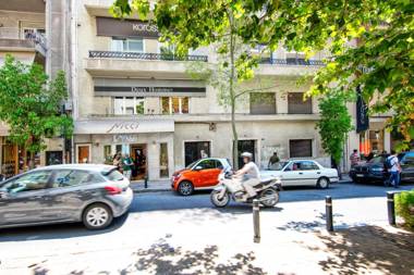 Kolonaki square business apartment.