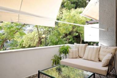 The Fancy Philosopher Apartment