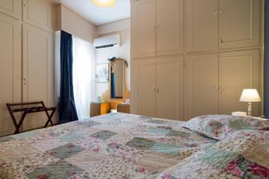 Romantic apartment near Acropolis